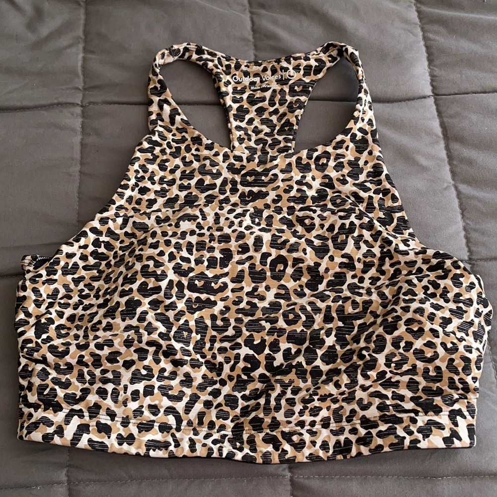 Outdoor voices move free crop top